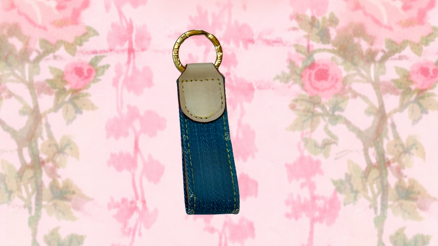 Clara keychain